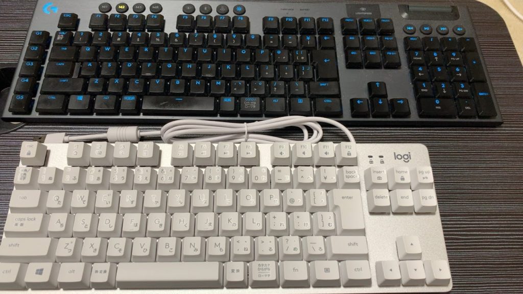 G913とK835OWRのサイズ比較